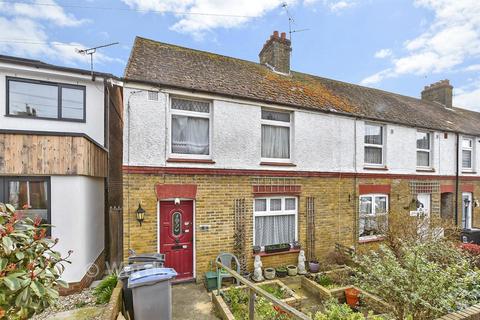 3 bed property, in College Road, £275,000
