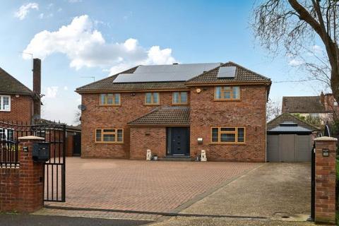 4 bed property, in South Reading, £950,000
