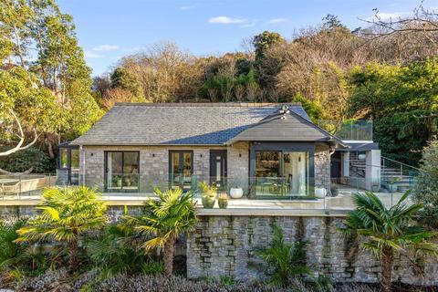 5 bed property, in Ilsham Road, £1,950,000