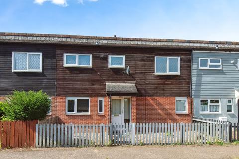 3 bed property, in St. Martins Way, £170,000