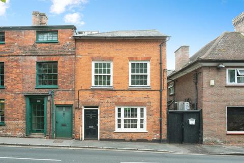 3 bed property, in West Street, £240,000