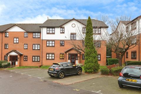 Studio, in Argyle Court, £180,000