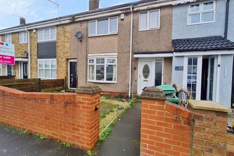 3 bed property, in Thackeray Road, £62,000