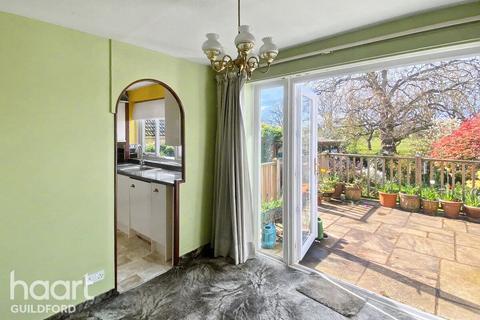 3 bed property, in Envis Way, £500,000