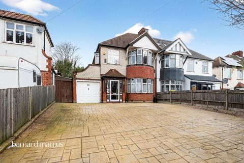 3 bed property, in Tolworth Rise North, £700,000