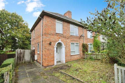 3 bed property, in Stonesby Avenue, £165,000