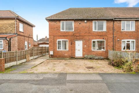3 bed property, in Suffolk Road, £155,000