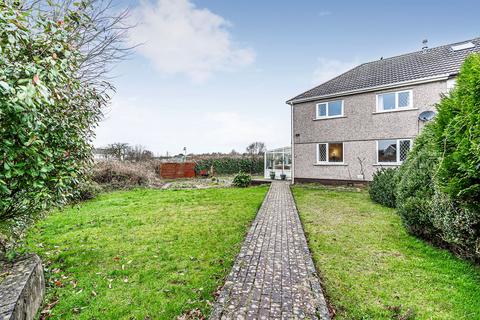 4 bed property, in Maesteg Gardens, £249,950