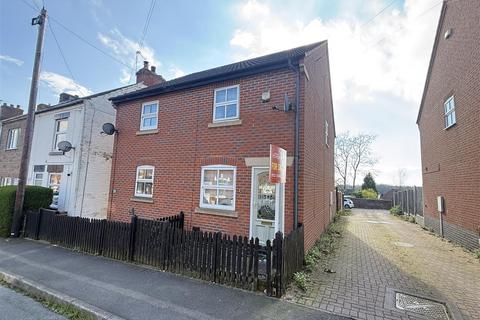 2 bed property, in Frederick Street, £160,000
