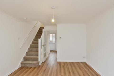 1 bed property, in Lastingham Grove, £225,000