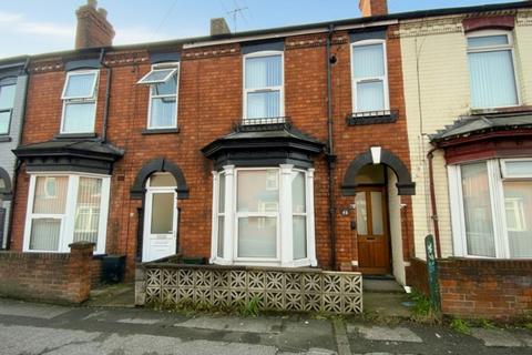 4 bed property, in Dixon Street, £180,000
