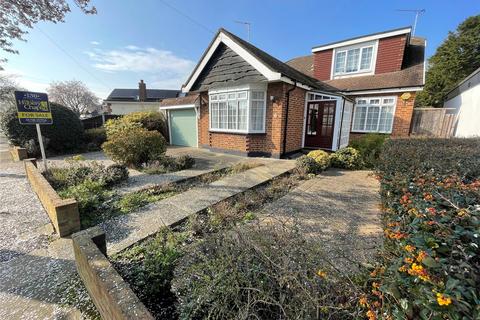 4 bed property, in Tay Way, £575,000