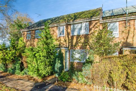 3 bed property, in Jubilee Walk, £150,000