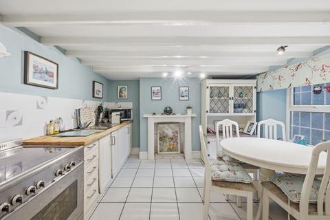 2 bed property, in Bristol BS5, £282,500