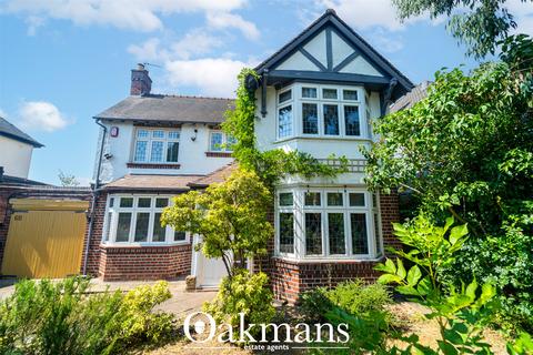 3 bed property, in Bristol Road South, £450,000