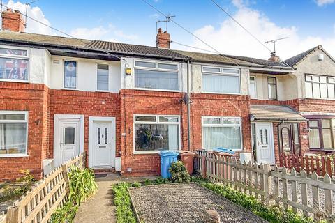 2 bed property, in Wold Road, £110,000