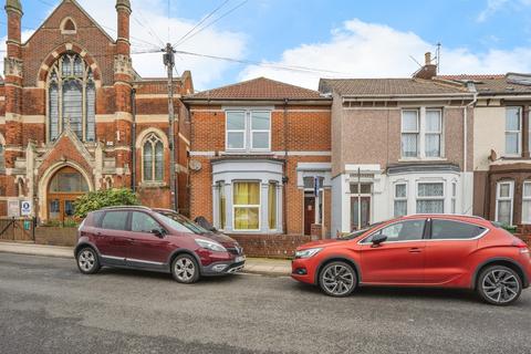 1 bed property, in Powerscourt Road, £100,000