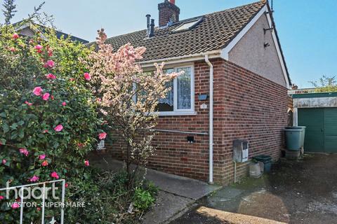 2 bed property, in Littlefields Road, £300,000