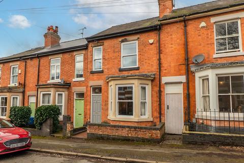 3 bed property, in White Street, £318,500