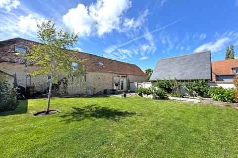 4 bed property, in St. James Way, £1,075,000