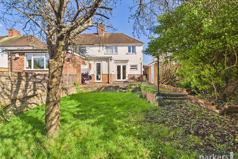 3 bed property, in Ardler Road, £450,000