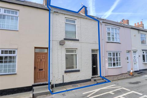 2 bed property, in Spain Hill, £80,000