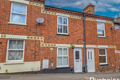 3 bed property, in Duddery Road, £200,000