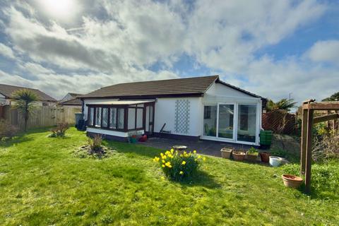 2 bed property, in Padstow, £340,000