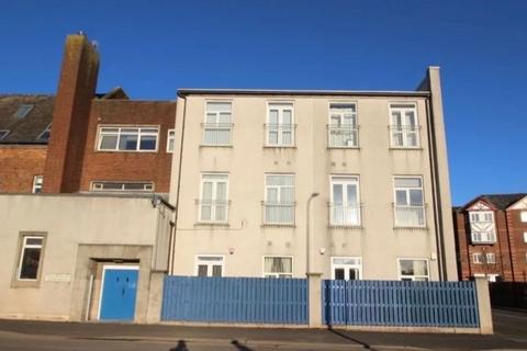 2 bed property, in Willowbank, £85,000