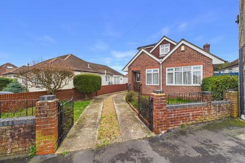 2 bed property, in Cleethorpes Road, £375,000