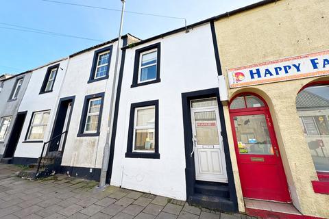 2 bed property, in Main Street, £62,500