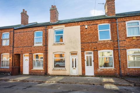 3 bed property, in Algernon Road, £130,000