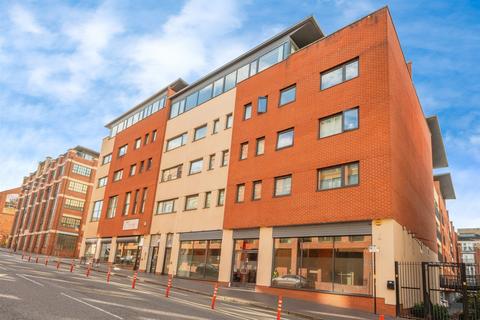 2 bed property, in Bradford Street, £150,000