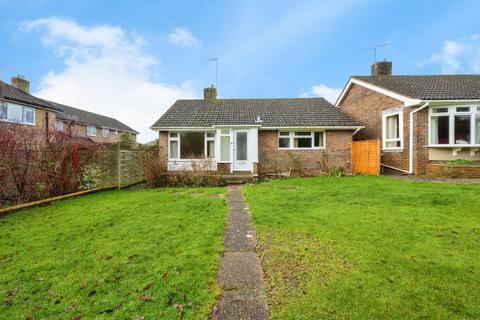 2 bed property, in Kiln Green, £400,000