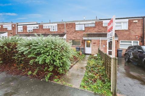 3 bed property, in Sommerfield Road, £130,000