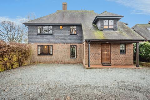 4 bed property, in ., £575,000