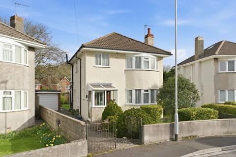 3 bed property, in St. Austell Road, £315,000