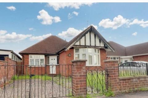 3 bed property, in Welbury Avenue, £485,000