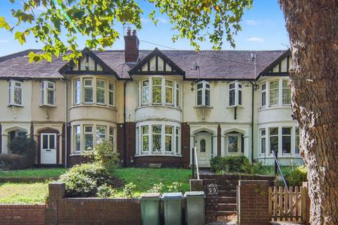 3 bed property, in Holyhead Road, £245,000