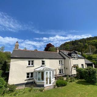 3 bed property, in Weare Giffard, £495,000