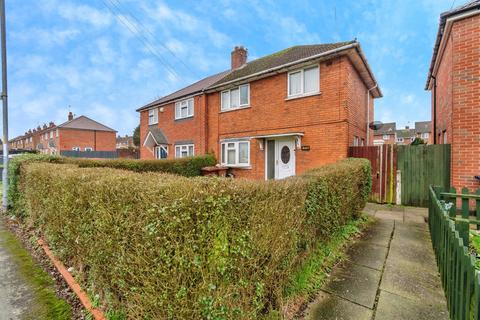 3 bed property, in Friezland Lane, £155,000