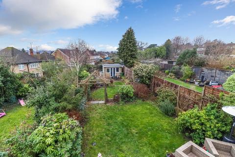 4 bed property, in Wimborne Grove, £930,000