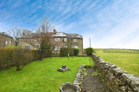 4 bed property, in Buxton, £499,995
