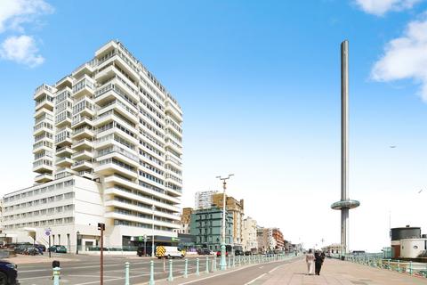 1 bed property, in Kings Road, £225,000