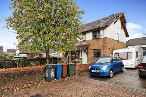 2 bed property, in Chilwell Mews, £70,000