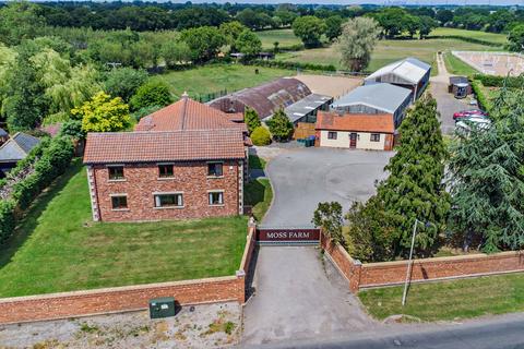 4 bed property, in Moss Road, £1,125,000