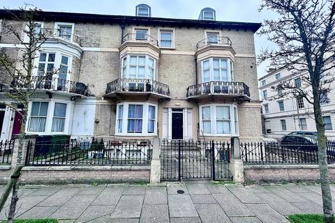 8 bed property, in Camperdown, £875,000