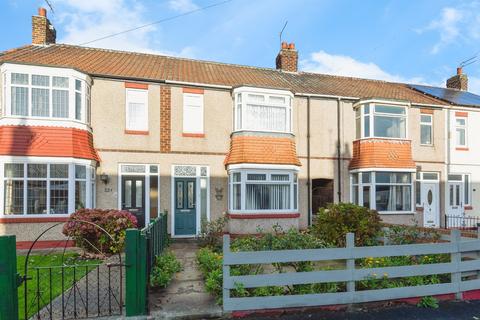 3 bed property, in St. Margarets Grove, £80,000