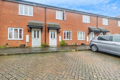 2 bed property, in Iris Crescent, £180,000