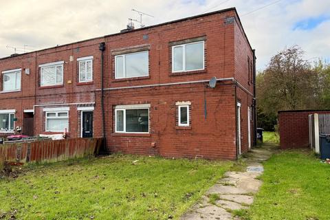 4 bed property, in Morrison Avenue, £80,000